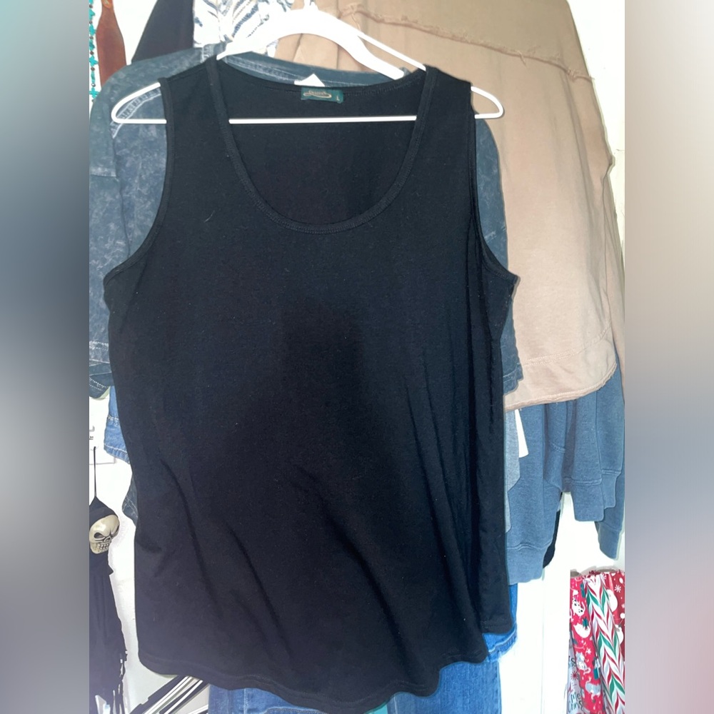 Women's Black Sleeveless Top